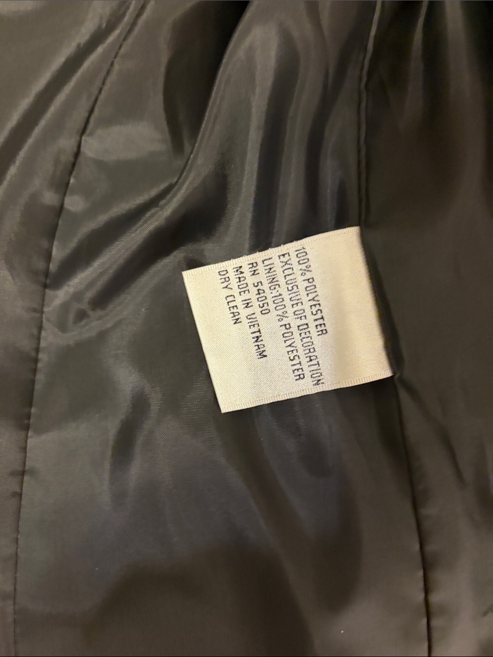 Le Suit Black Women's Tailored Blazer with Satin Bow Lapel - Picture 6 of 9